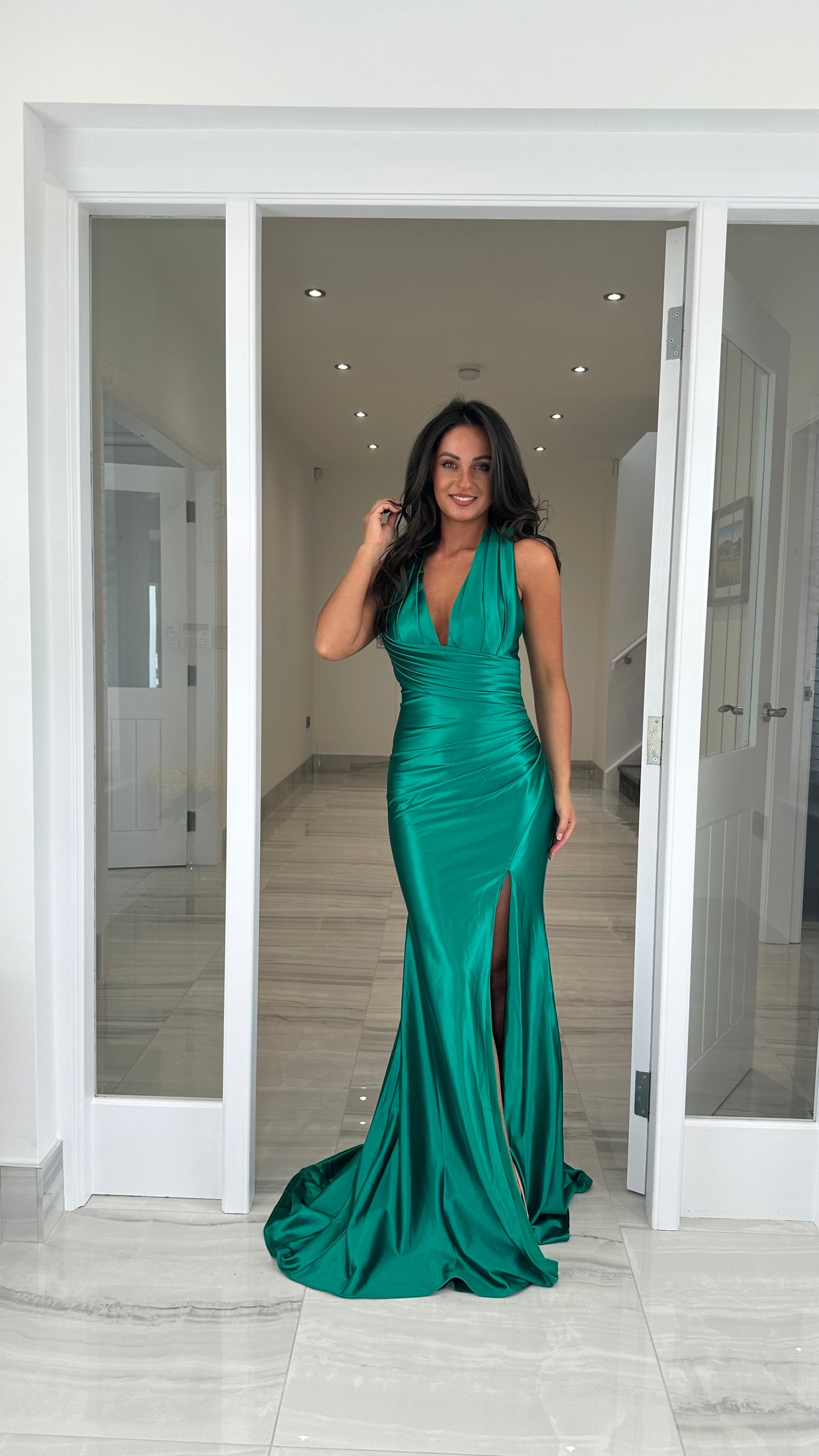 Emerald silk prom dress best sale